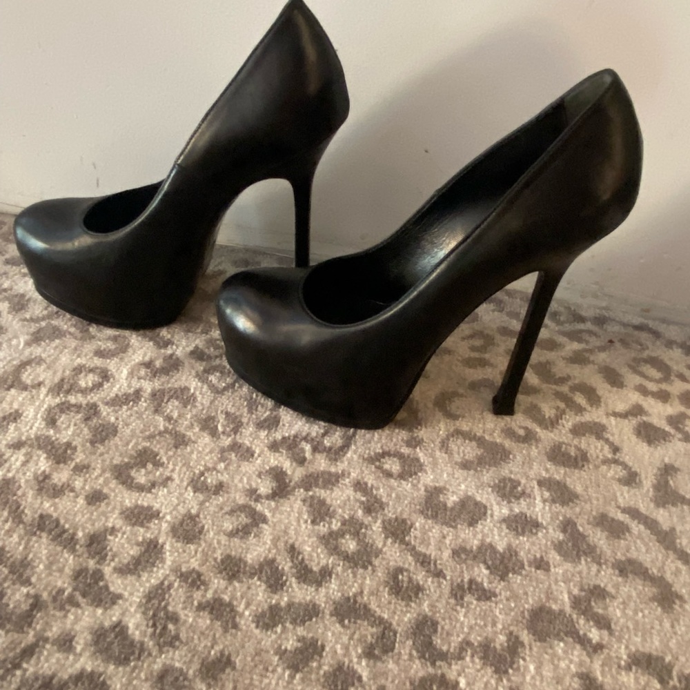 Ysl Platform Pump - image 2